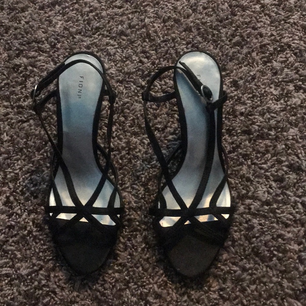 Black pointy heels